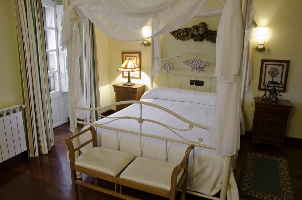 Posada Casa De Don Guzman Vega de Pas Eksteriør billede